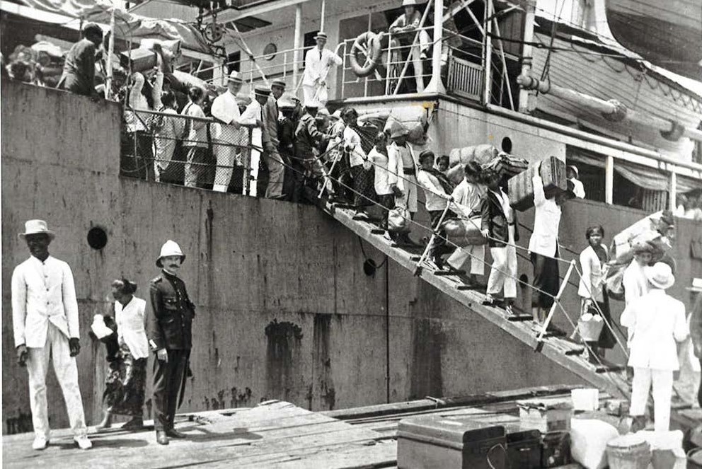 Oratie Javaanse immigranten van boot Paramaribo