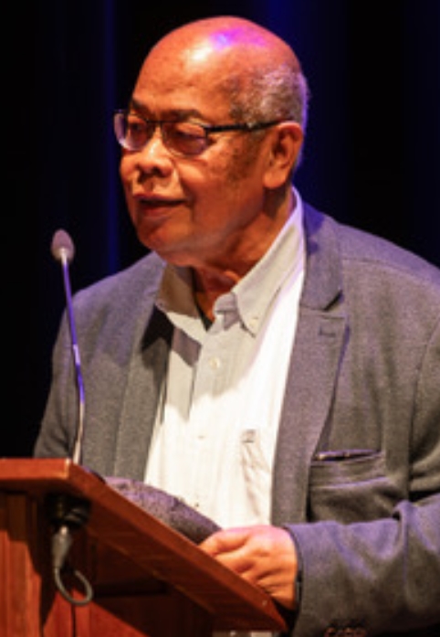 Elias Rinsampessy